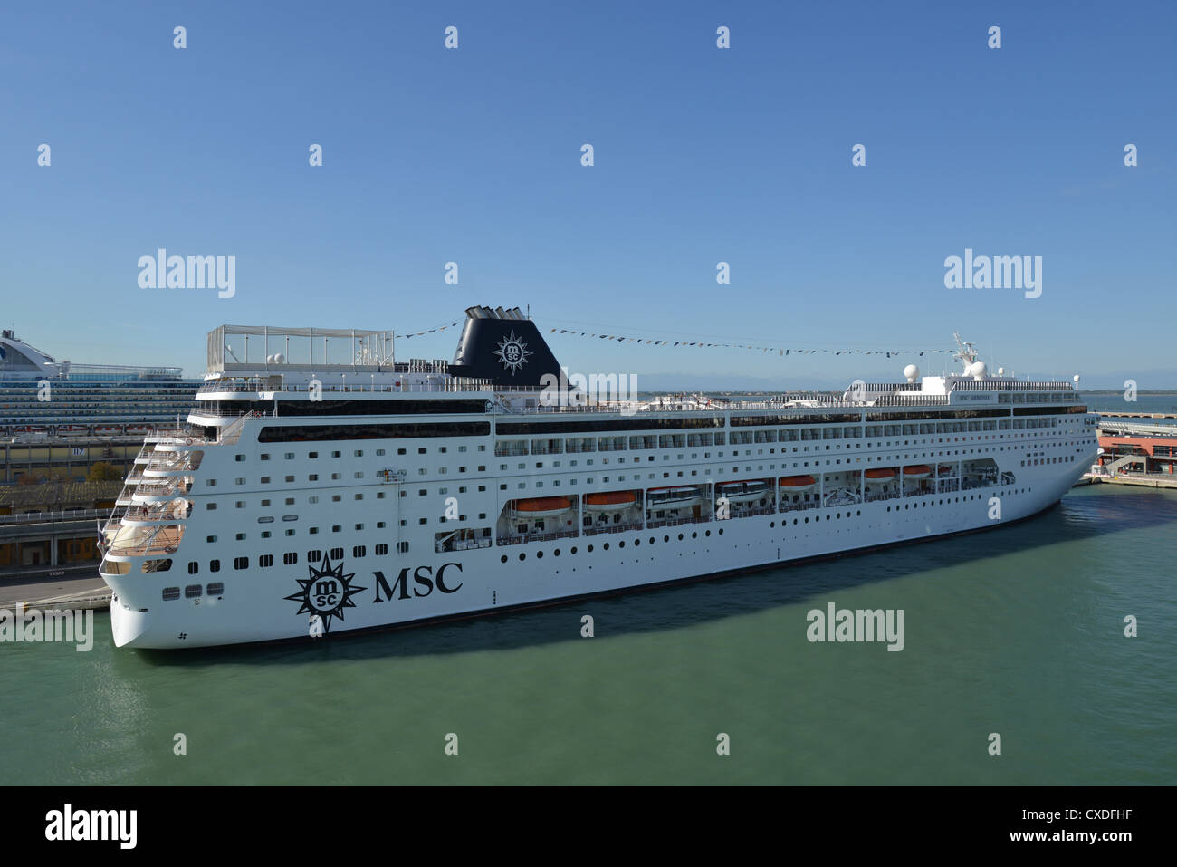 MSC Kreuzfahrten Kreuzfahrt Schiff angedockt an Venedig Cruise Terminal, Venedig, Provinz Venedig, Veneto Region, Italien Stockfoto