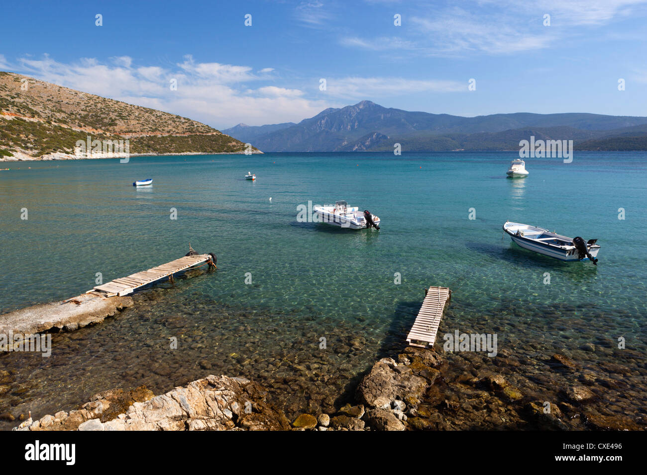 Boote in der Bucht, Psili Ammos, Samos, Ägäische Inseln, Griechenland Stockfoto