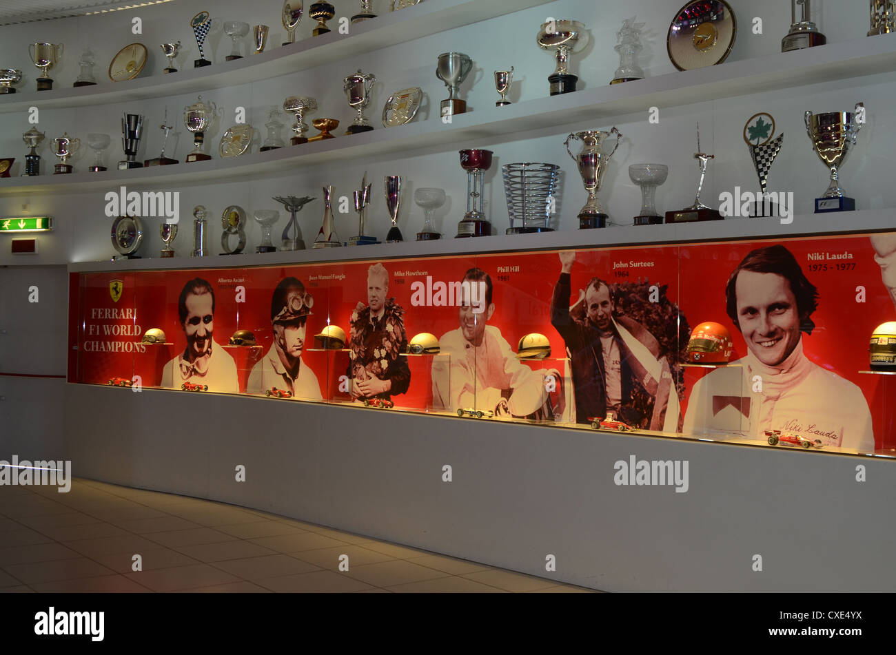 Autos von Ferrari-Museum in Maranello-Italien Stockfoto
