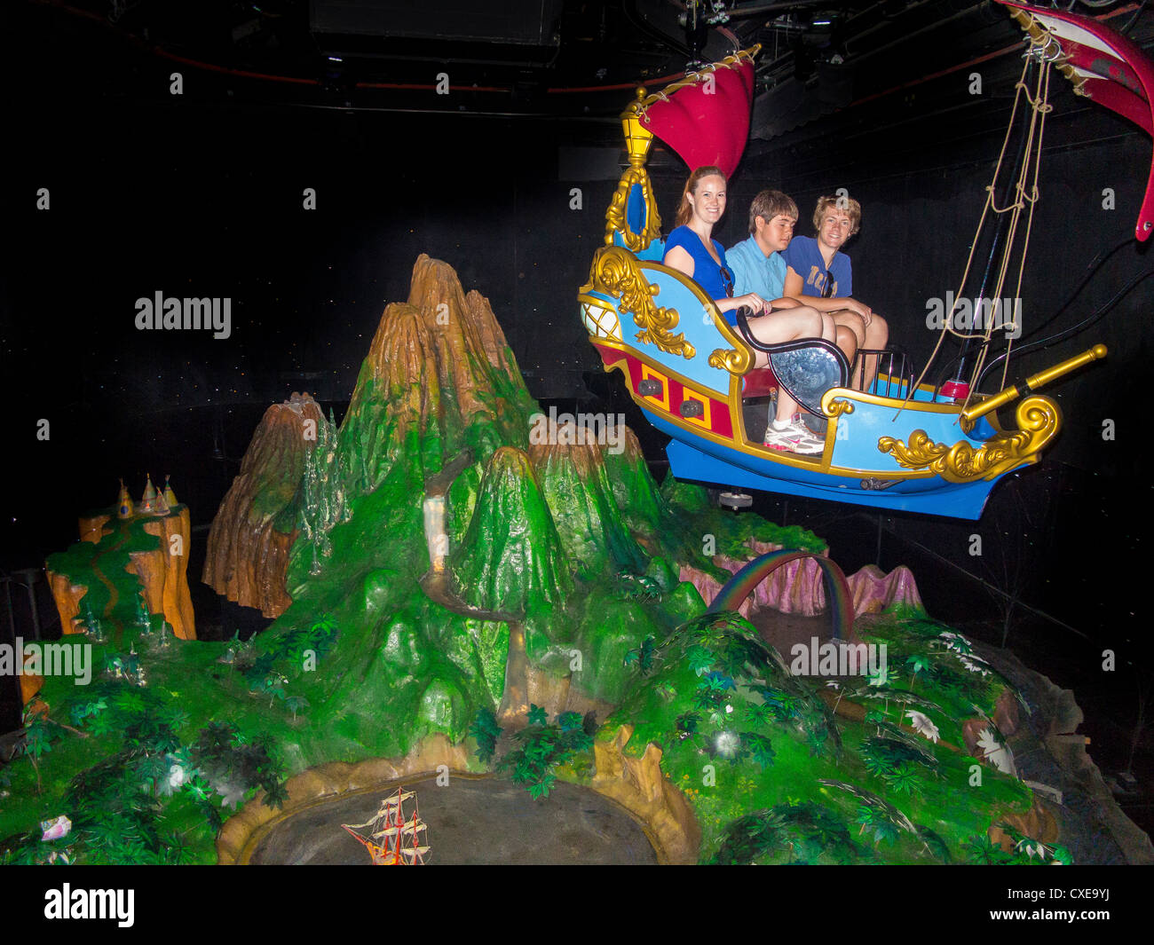 ANAHEIM, Kalifornien, USA - Peter Pan Flug-Attraktion im Disneyland Freizeitpark. Stockfoto