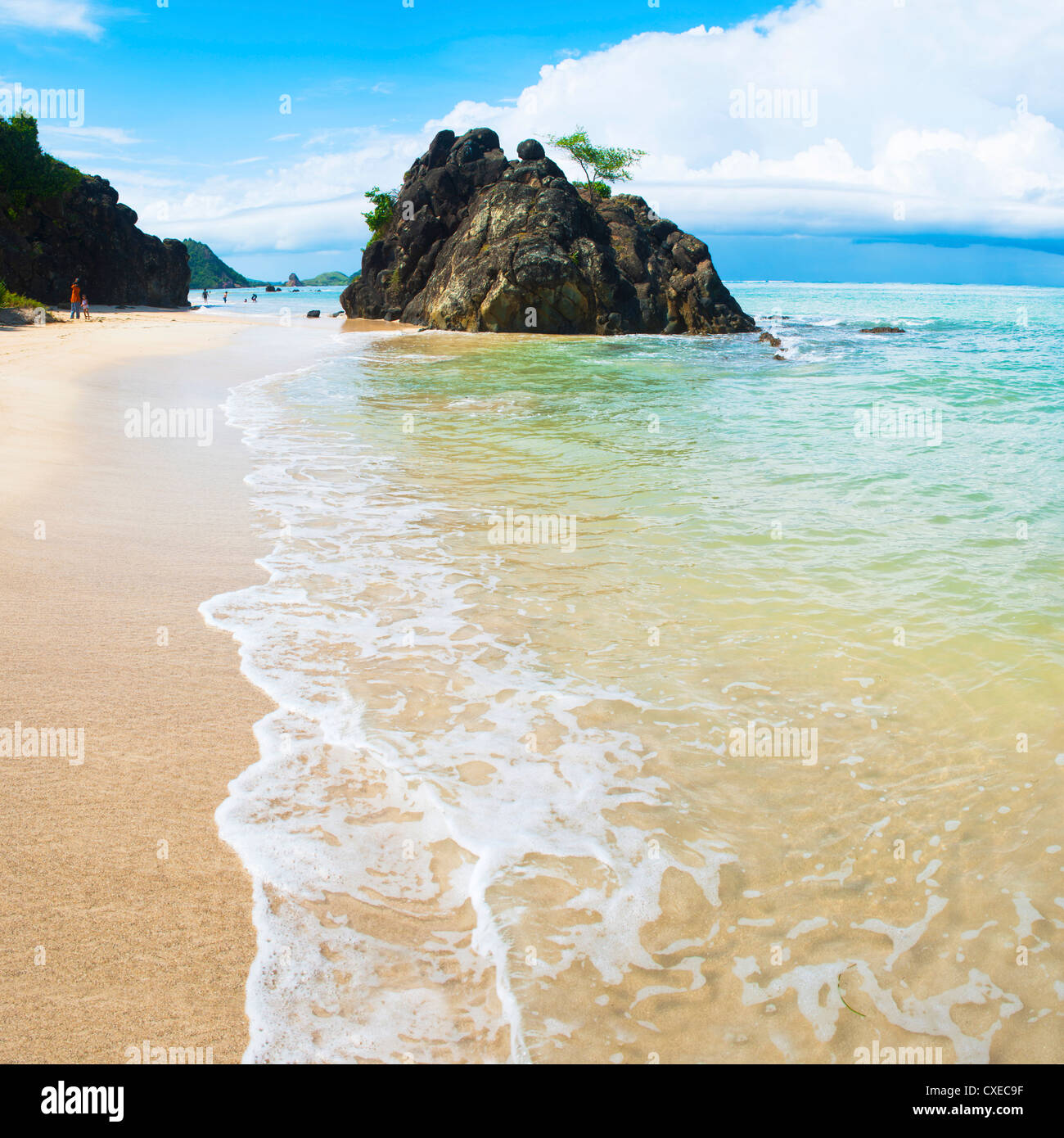 Schöne klare Wasser am Kuta Beach, Kuta Lombok, Süd Lombok, Indonesien, Südostasien, Asien Stockfoto