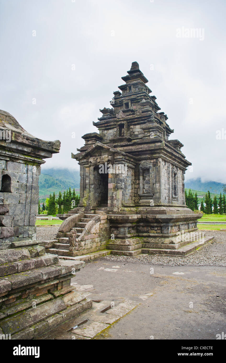 Tempel von Candi Arjuna hinduistische Tempelanlage, Dieng Plateau, Java, Indonesien, Südostasien, Asien Stockfoto