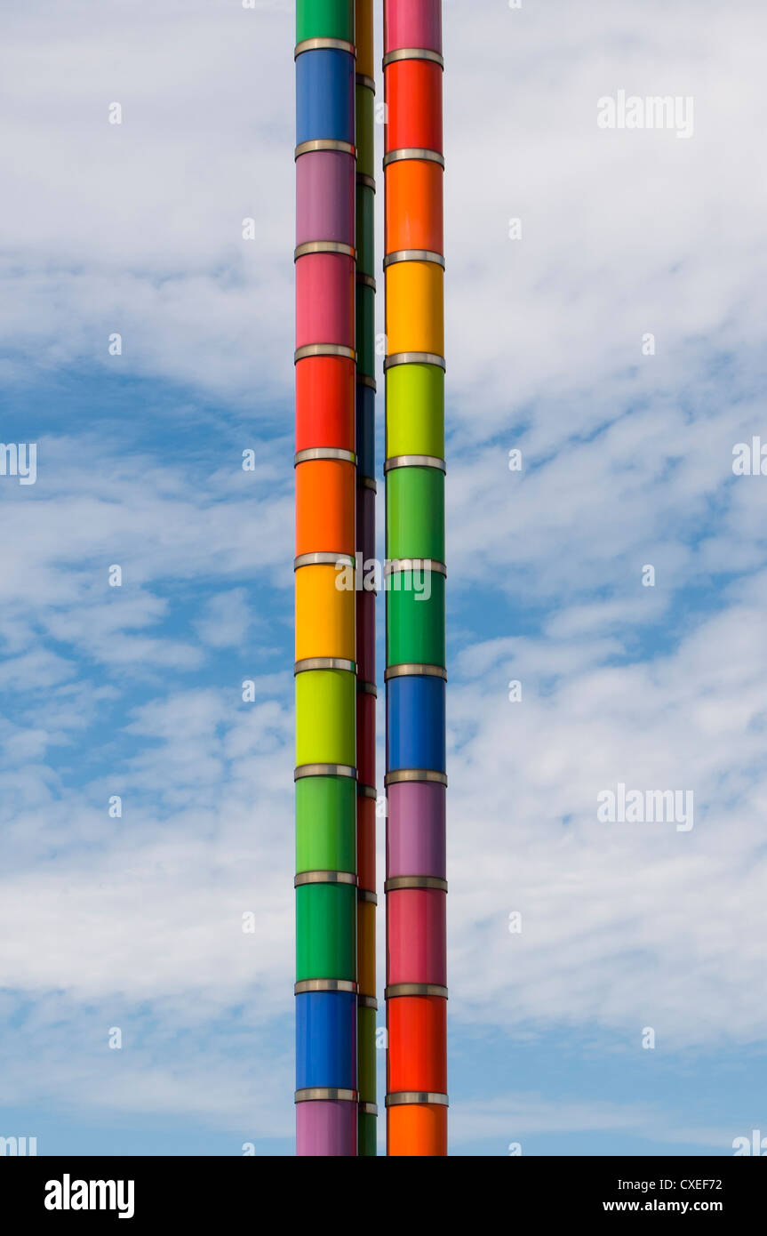 Bunte Lichtsäule vor Mercedes-Benz Museum, Stuttgart, Deutschland Stockfoto