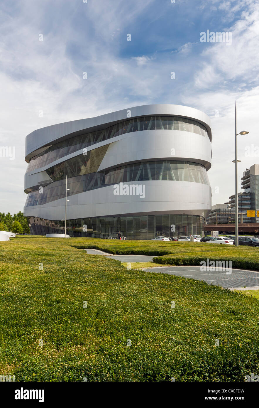 Gebäude des Mercedes-Benz Museum, entworfen von UN Studio Architekten, Stuttgart, Deutschland Stockfoto