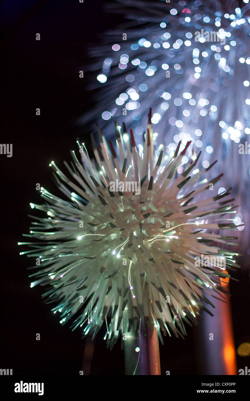Vivid Sydney 2012: Lichtskulptur (Chromapollination) Stockfoto