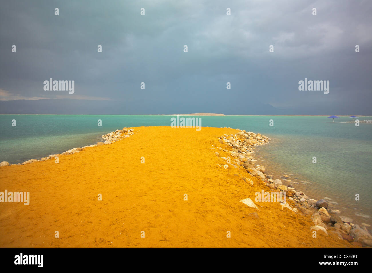 Sturm auf das Tote Meer. Stockfoto