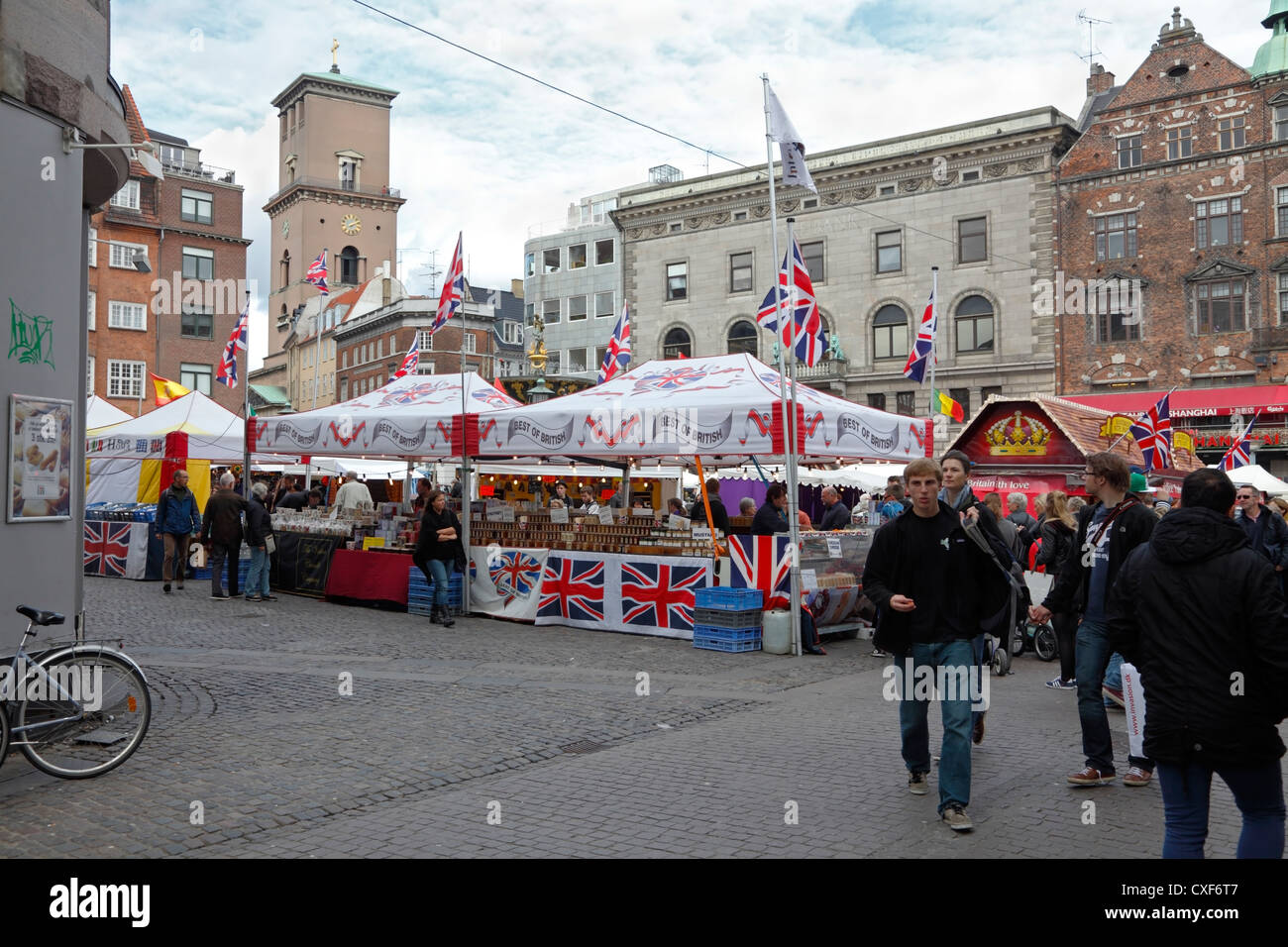 Das beste von britischen marketing British Foods wie Chutney und Käse auf Gammeltorv auf die Fußgänger Straße lebhafte in Kopenhagen Stockfoto