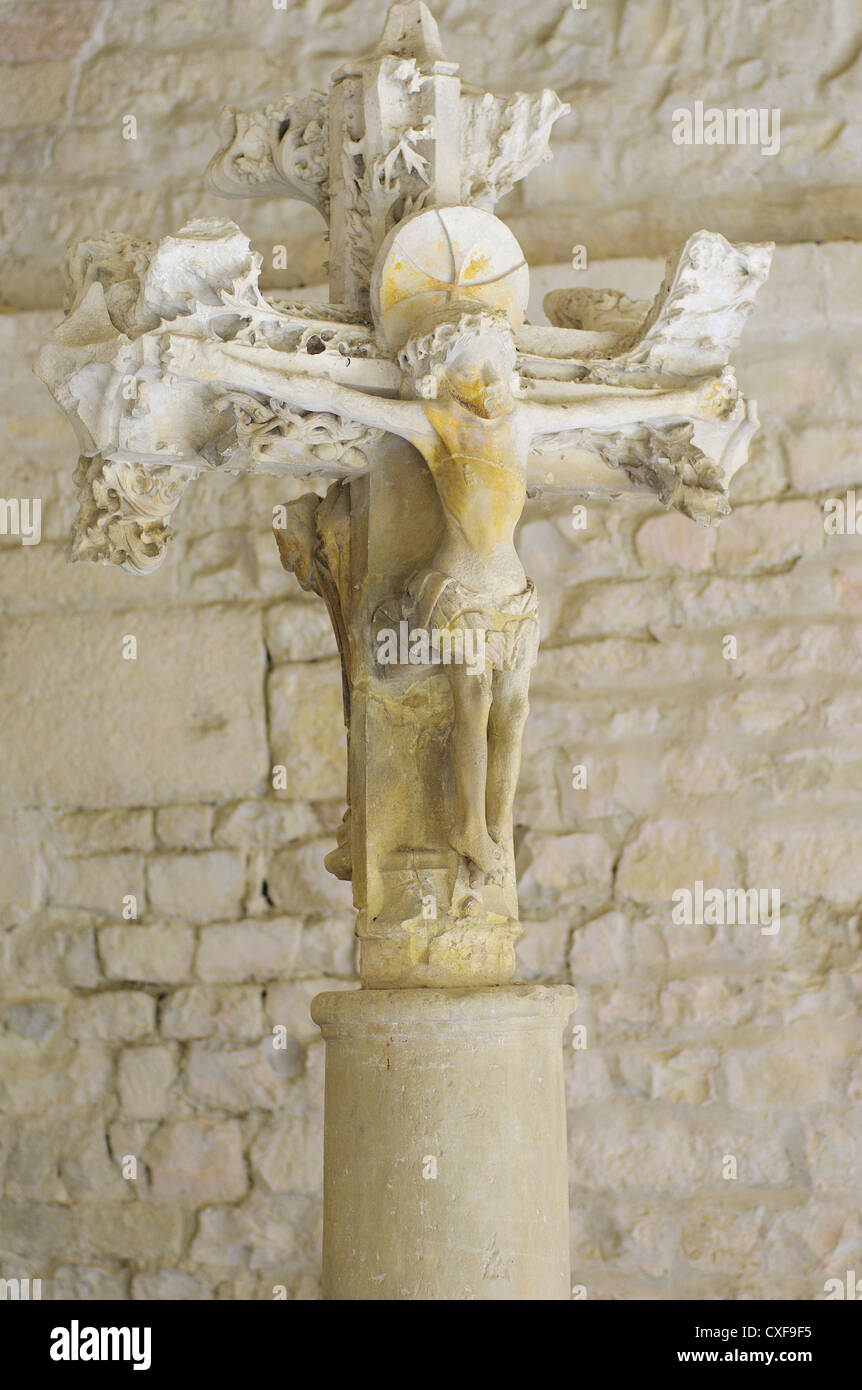 Kruzifix Vaison la Romaine Kreuzgang der Cathédral Notre-Dame-de-Nazareth Vaucluse Provence Stockfoto