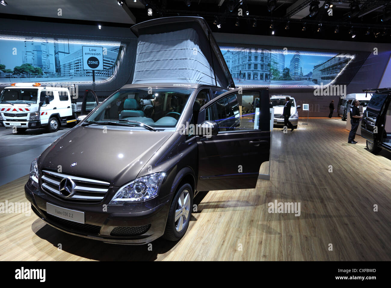 Mercedes-Benz Viano Westfalia Camper Van auf der Internationalen Automobilausstellung für Nutzfahrzeuge Stockfoto