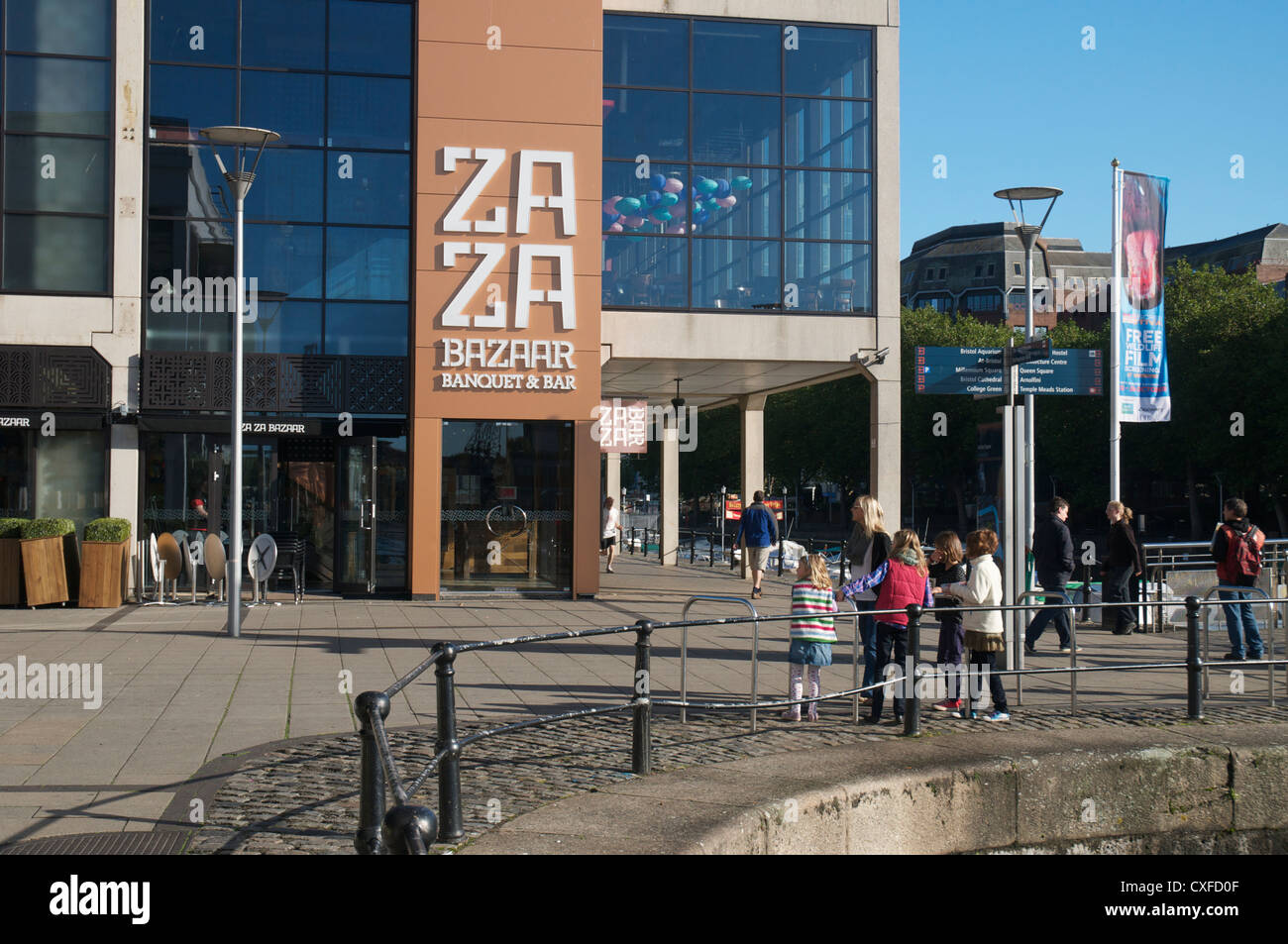 Bristol Stadt-Restaurant am Hafen Stockfoto