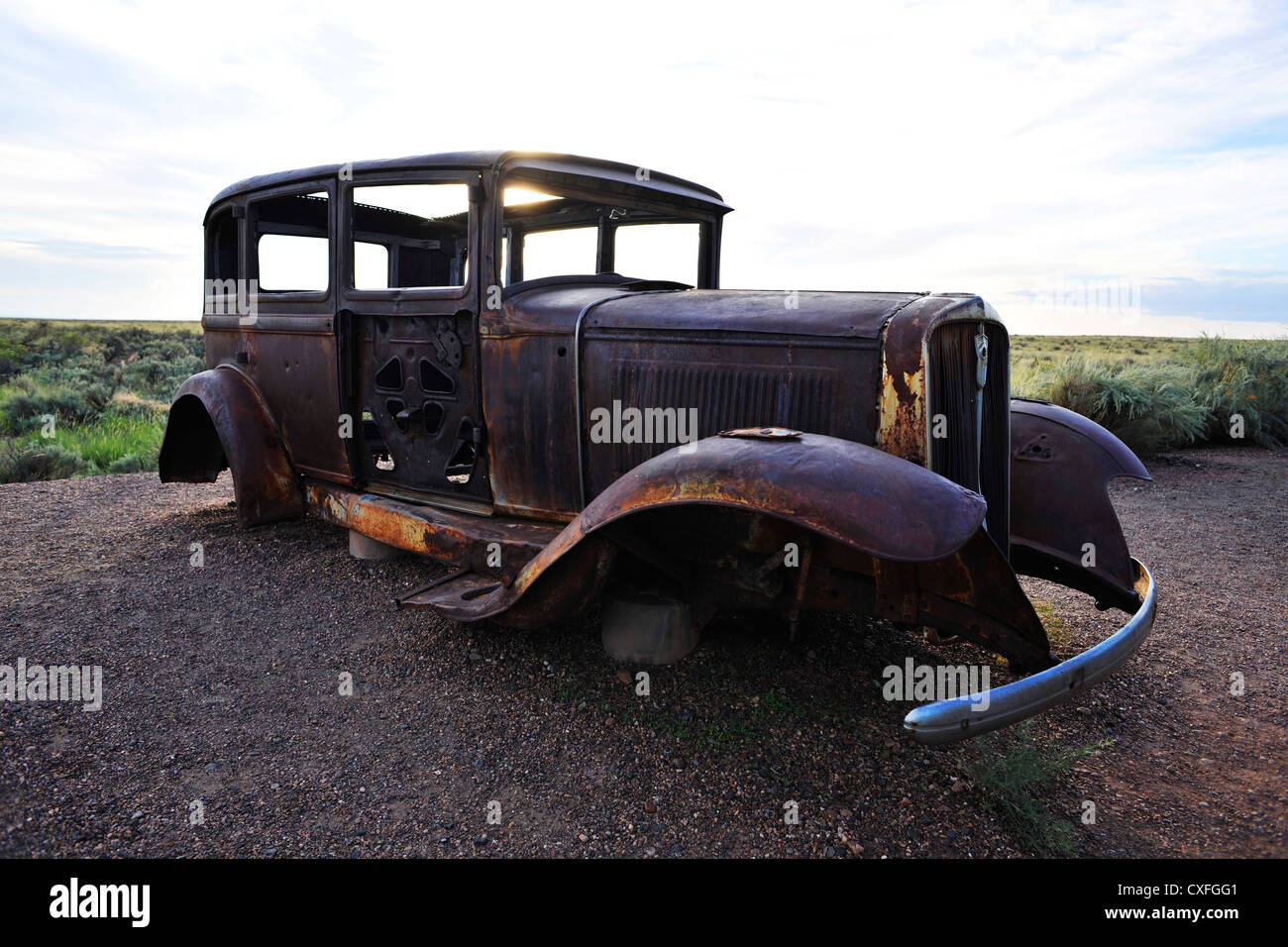 Aufgegeben von verrosteten Auto auf der Route 66, Petrified Forest National Park in Arizona, USA Stockfoto