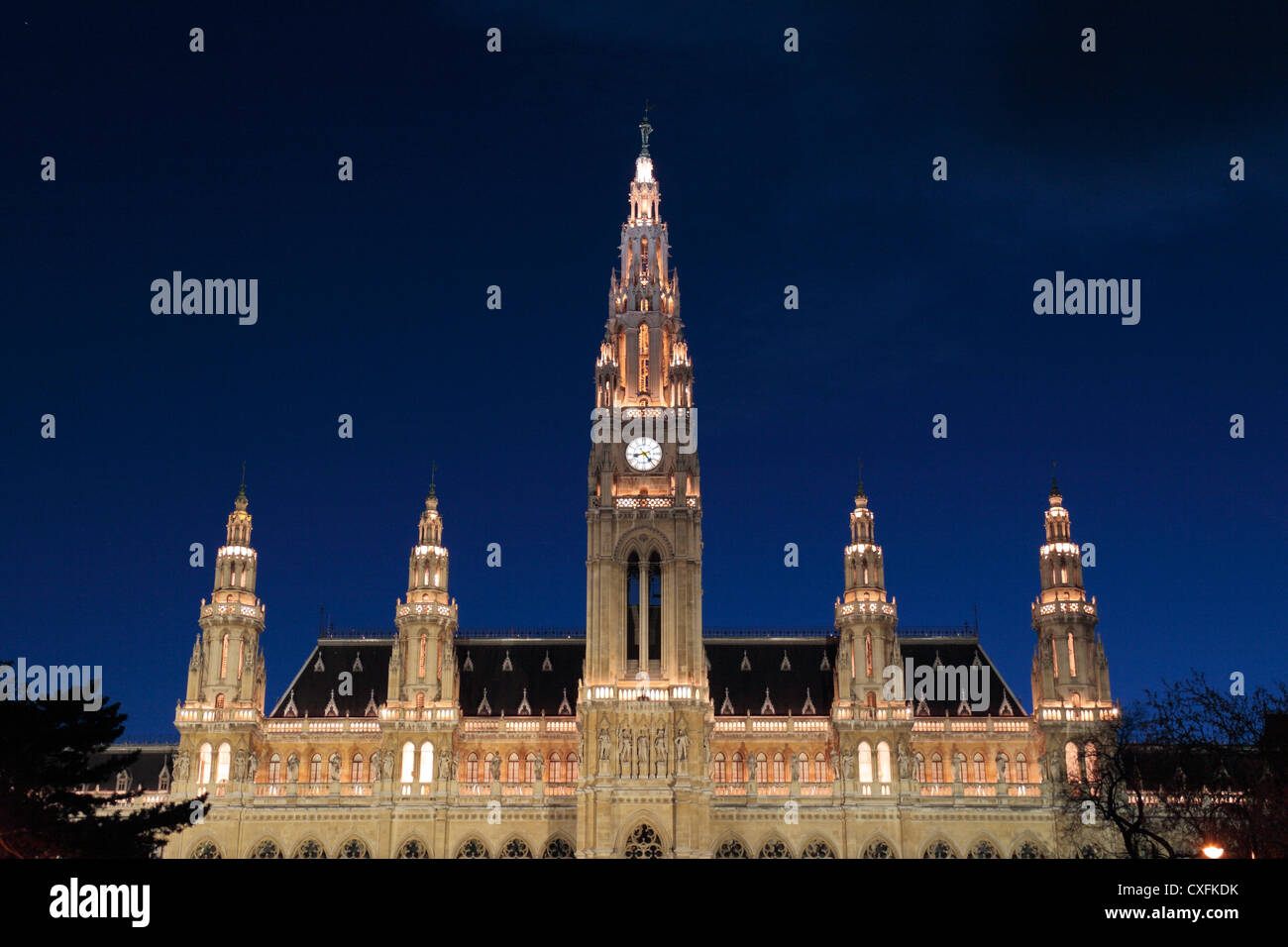 Neues Rathaus (City Hall), entworfen von Friedrich von Schmidt, Wien, Österreich. Stockfoto