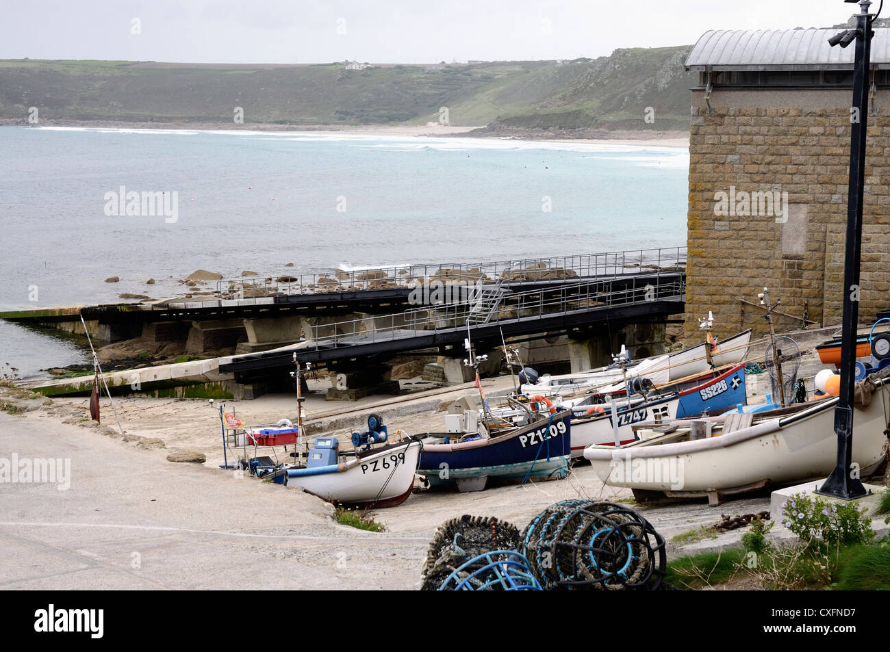 Sennan Bucht in der Nähe von Lands End, Cornwall. Stockfoto