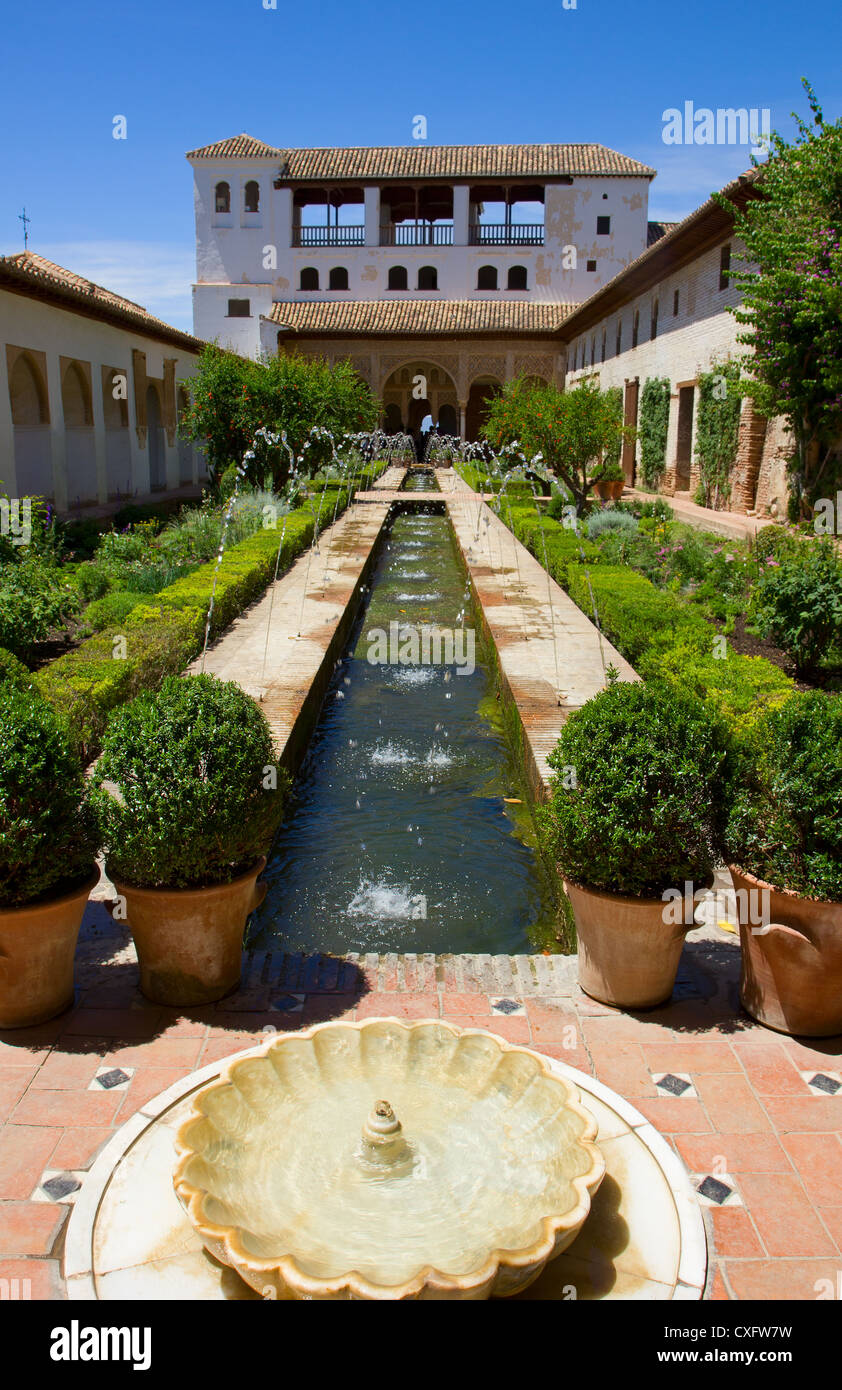 Patio De La Acequia der Generalife, Granada, Spanien Stockfoto