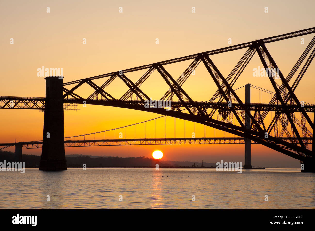 Vierte Schiene Brücke bei Sonnenuntergang, Edinburgh, Scotland, UK Stockfoto