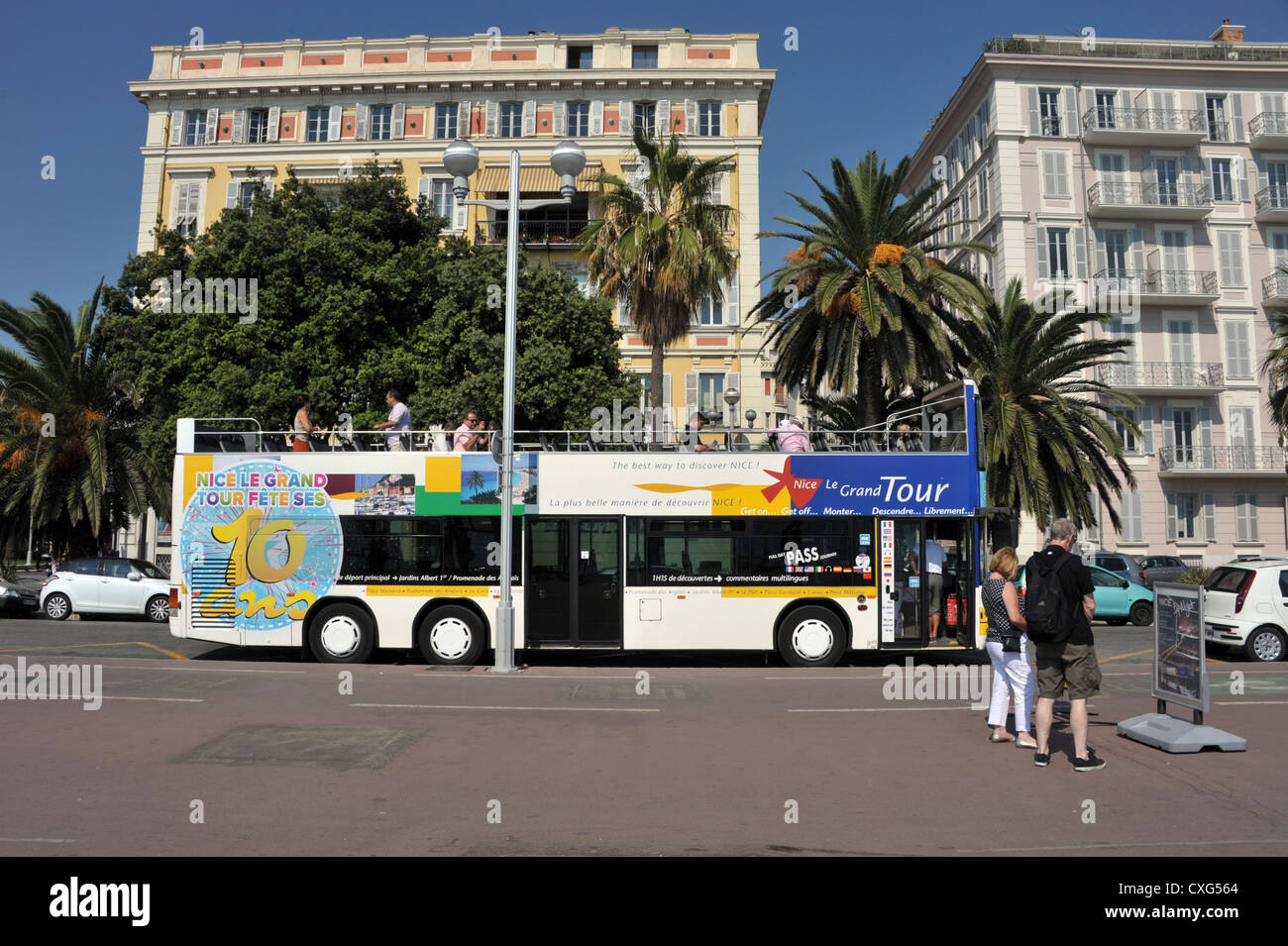 Touristenbus Nizza, Südfrankreich Stockfoto