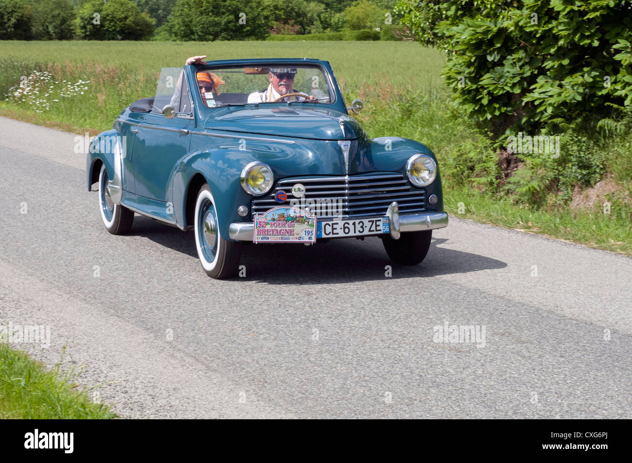 Peugeot 3 Cabriolet Stockfotos Und Bilder Kaufen Alamy