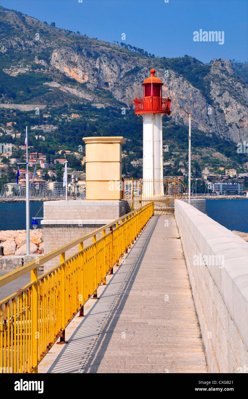 Leuchtturm von Menton an der Côte d ' Azur, Region Provence, Departement Alpes Maritimes Stockfoto