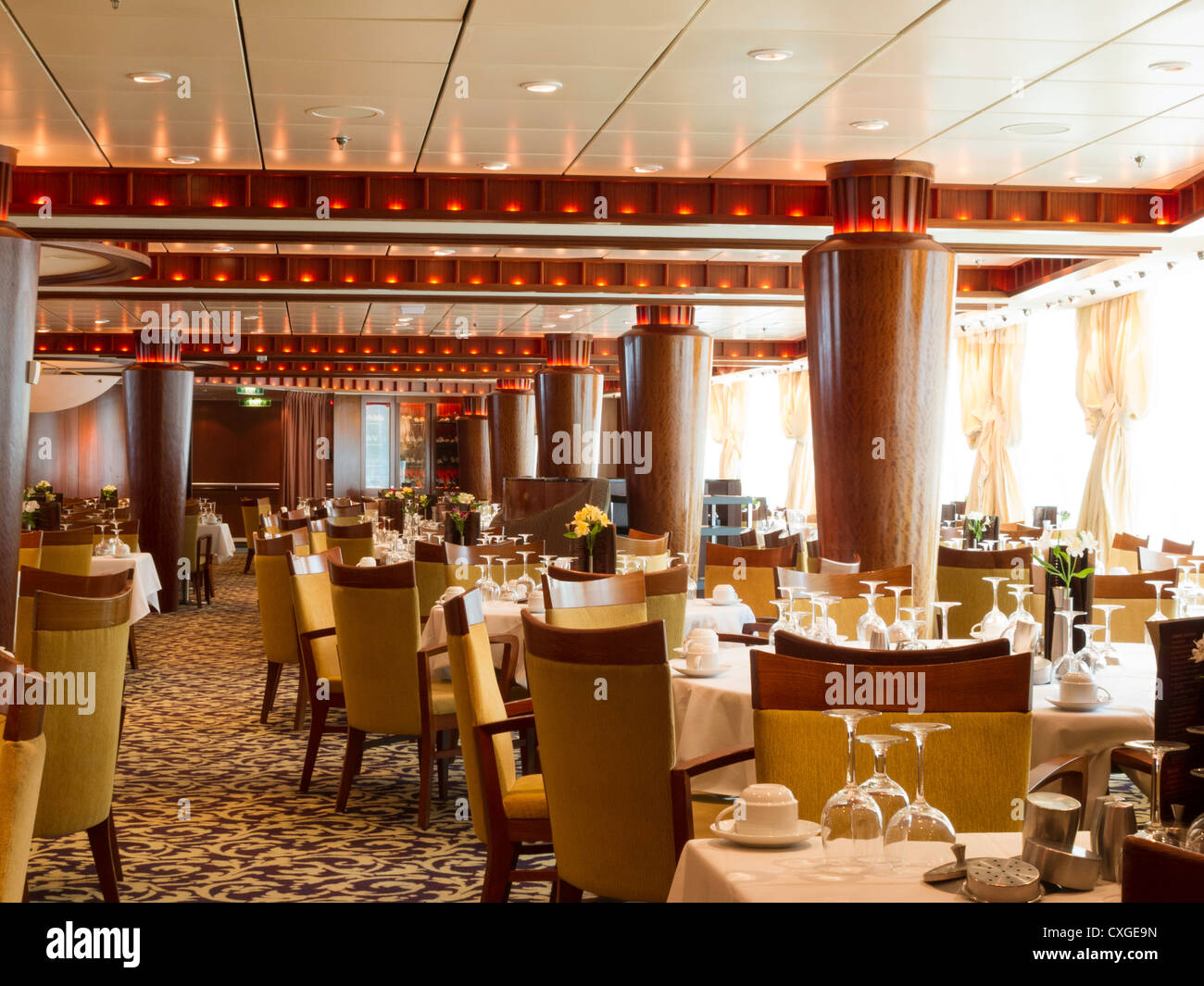Formale Esszimmer auf Radiance of the Seas Kreuzfahrt Schiff Stockfoto