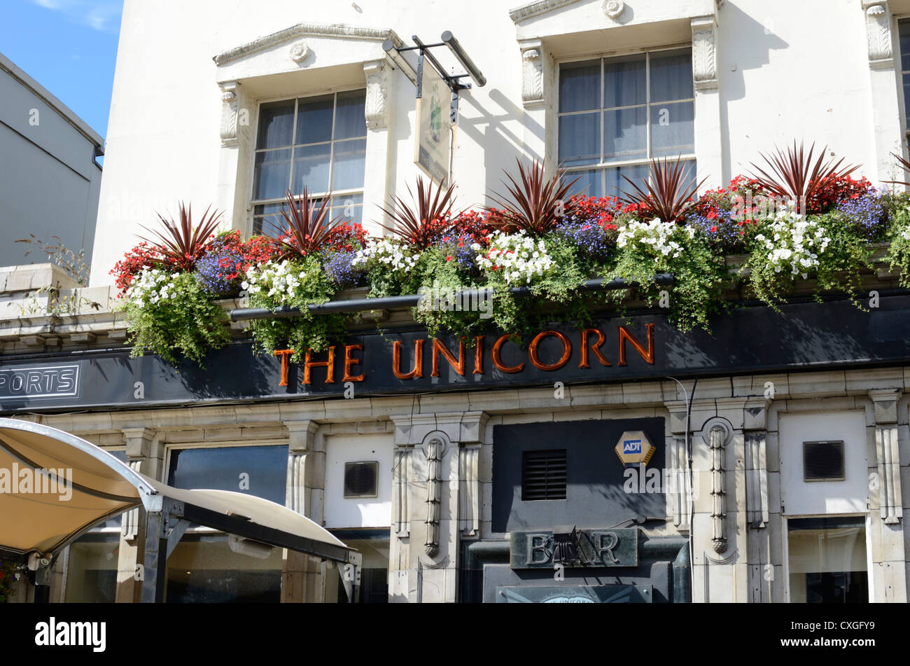 Das Einhorn-Pub in Camden Road, Kentish Town, London, England Stockfoto