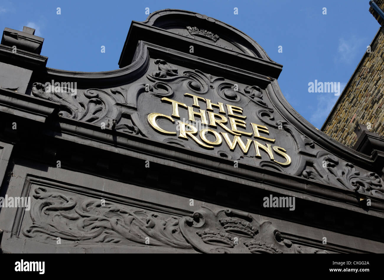Die drei Kronen-Kneipe in Stoke Newington, London, England Stockfoto