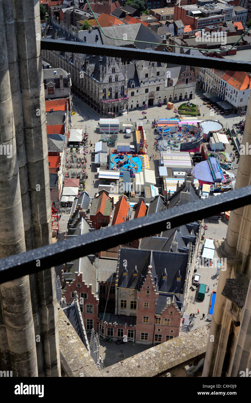 Blick auf die Stadt vom St Rombouts Kathedrale Glockenturm, Mechelen, Belgien Stockfoto