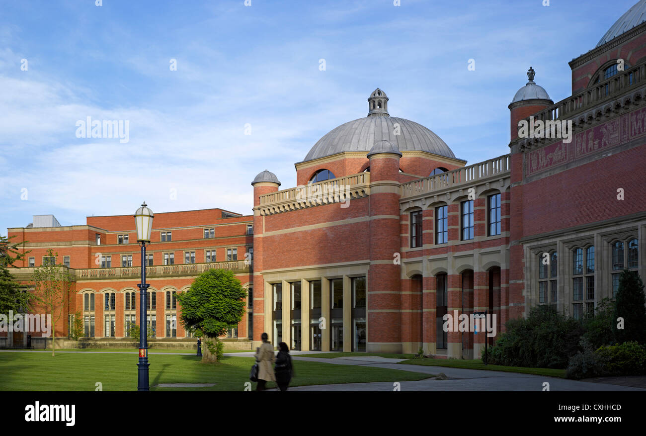Bramall Musik-Gebäude, Universität von Birmingham, Birmingham, Vereinigtes Königreich. Architekt: Glenn Howells Architects, 2012. Insgesamt Stockfoto