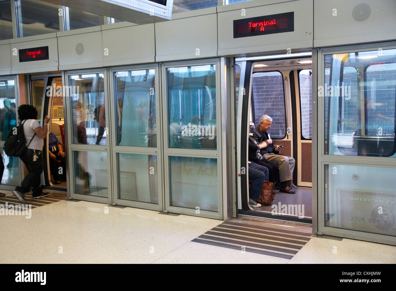 AirTrain Newark Zug Verkehr Bahnhof Liberty Flughafen New Jersey usa Stockfoto