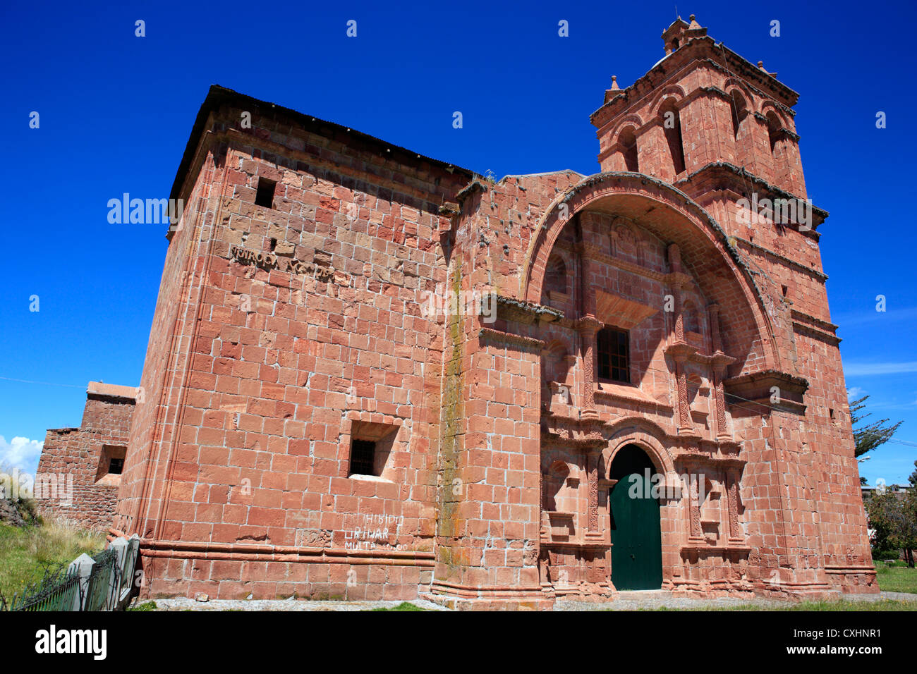 Kirche von San Pedro (18. Jh.), Zepita, Puno, Peru Stockfoto Kirche von San Pedro (18. Jh.), Zepita, Puno, Peru Stockfoto