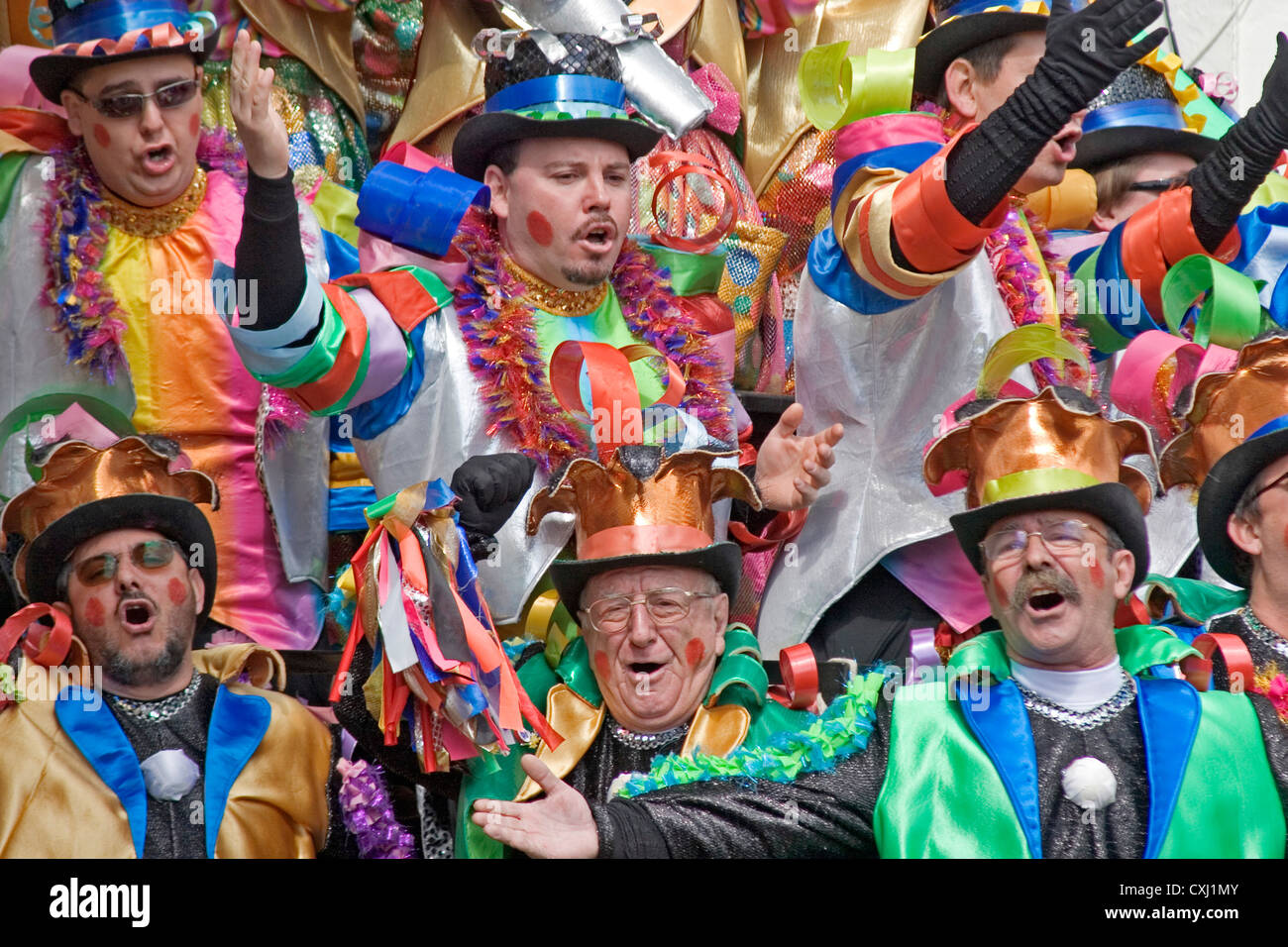 Chor-Gruppe auf der Karneval Karussell Cadiz Andalusien Spanien Grupo de Coros Carrusel de Los Carnavales Cadiz Andalusien españa Stockfoto