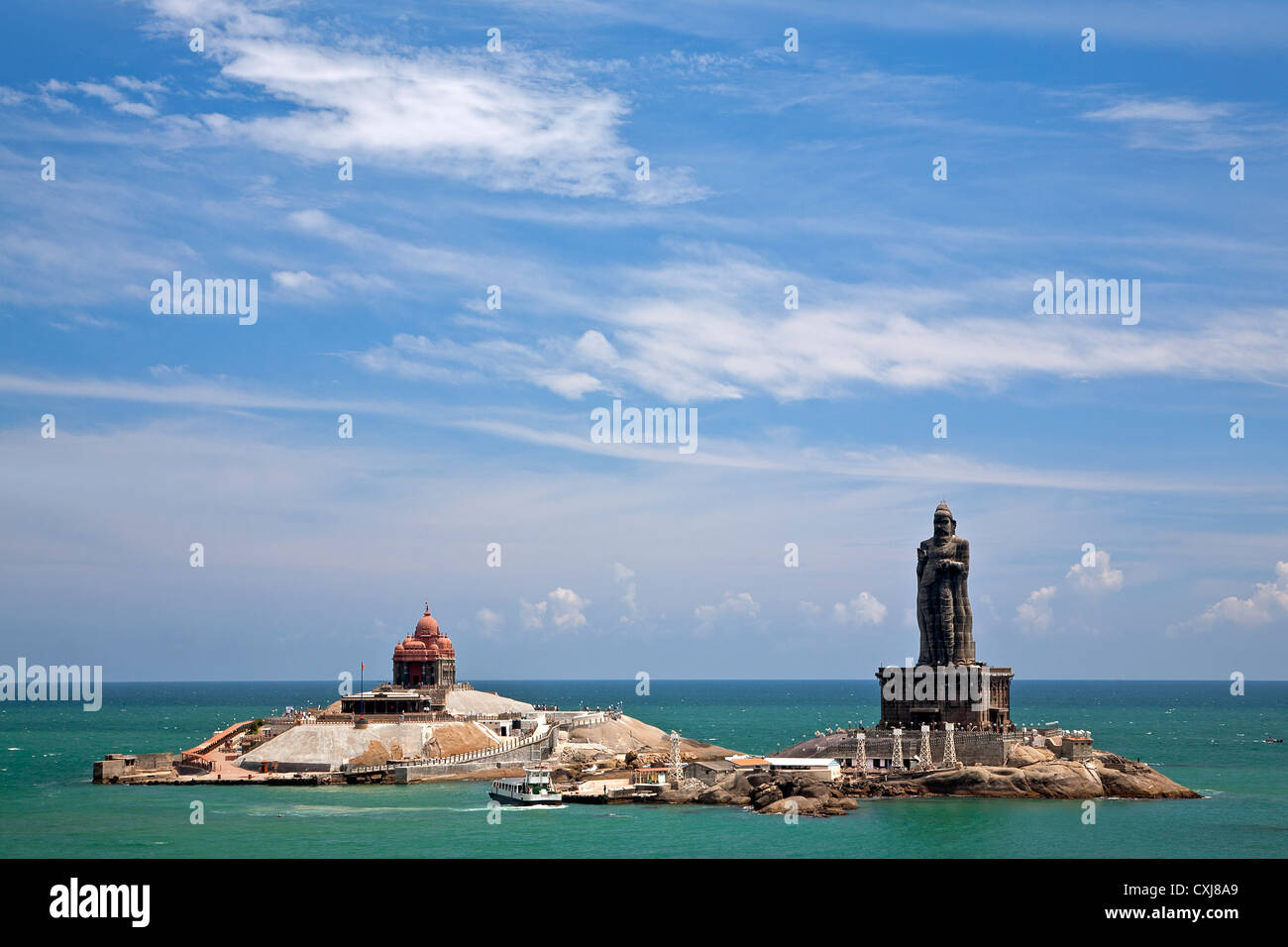 Vivekananda Fels Denkmal und Thiruvalluvar Statue. Kanyakumari. Cape Comorin. Indien Stockfoto