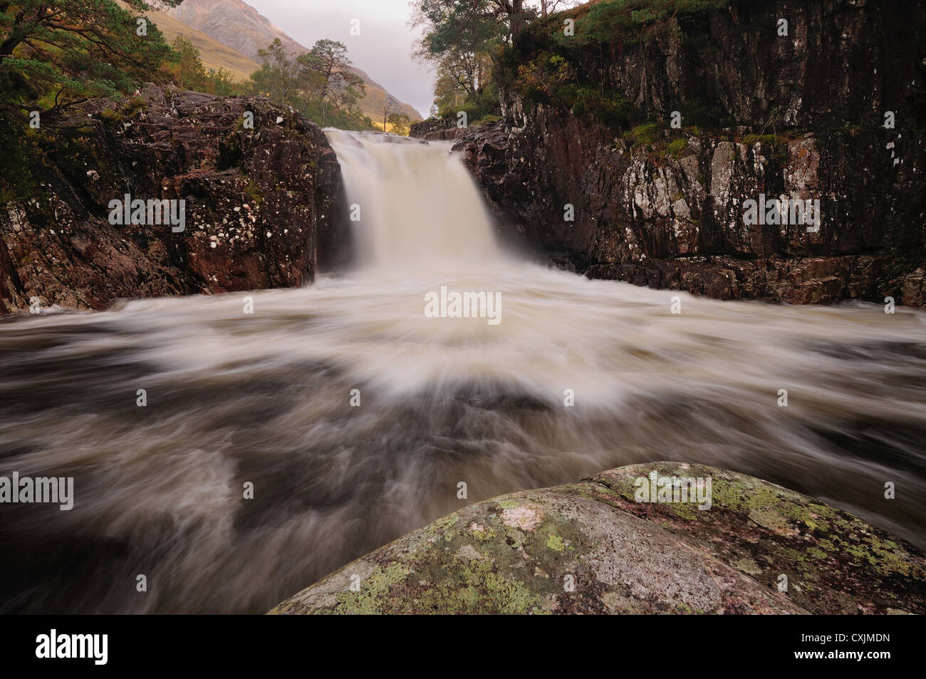 EAS ein Fhir Moir, Wasserfall auf dem Fluß Etive, Glen Etive, Schottland Stockfoto