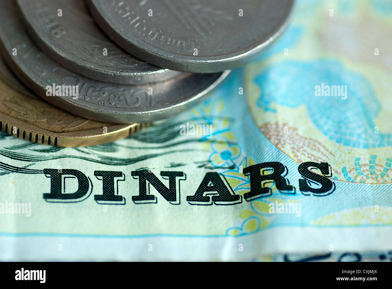 300 euro in tunesische dinar