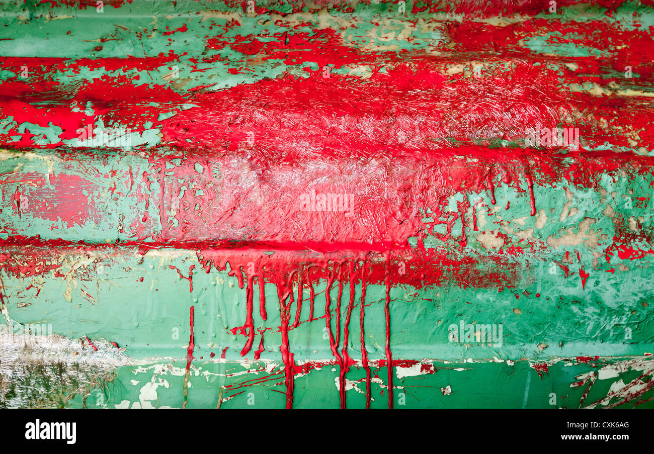 Kleines Holzboot Rumpf im Umbau. Hintergrundtextur Stockfoto