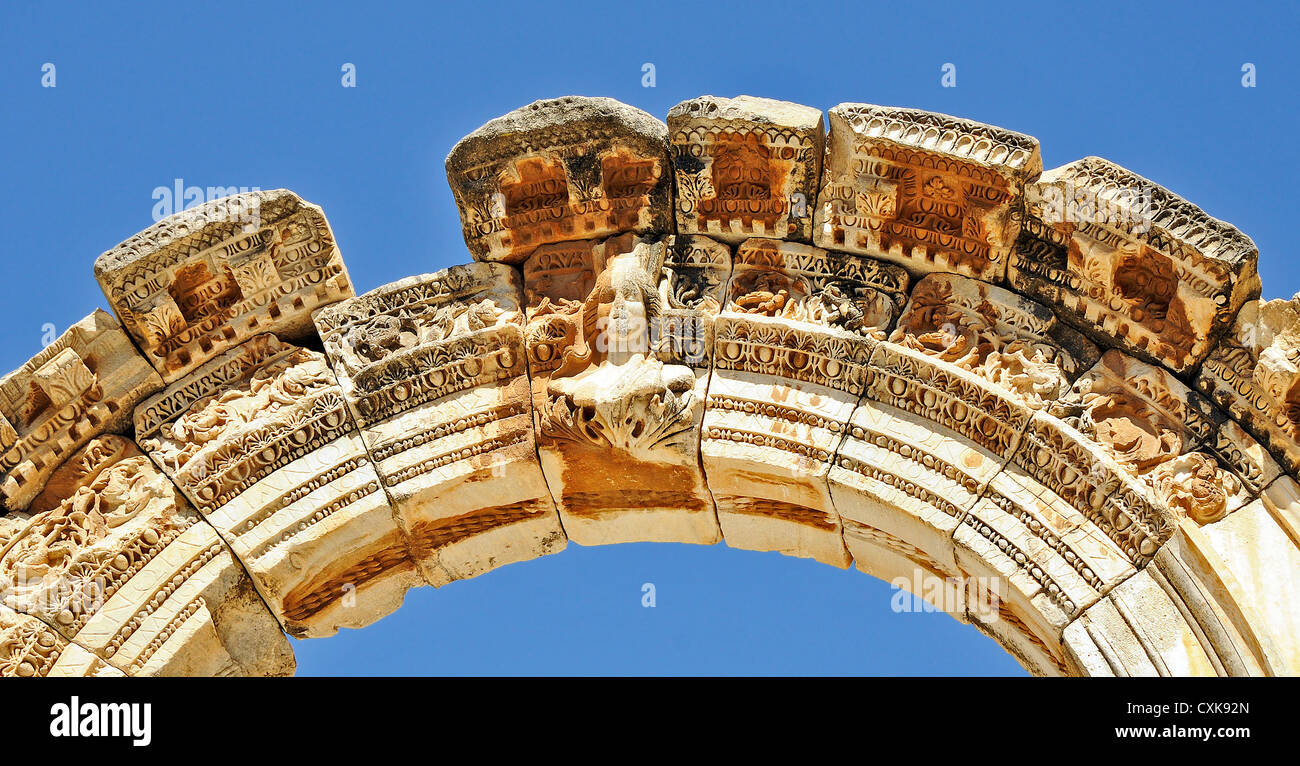 Entlastung der Tyche, Göttin des Sieges am archäologischen Weltkulturerbe, Ephesus, Türkei Stockfoto