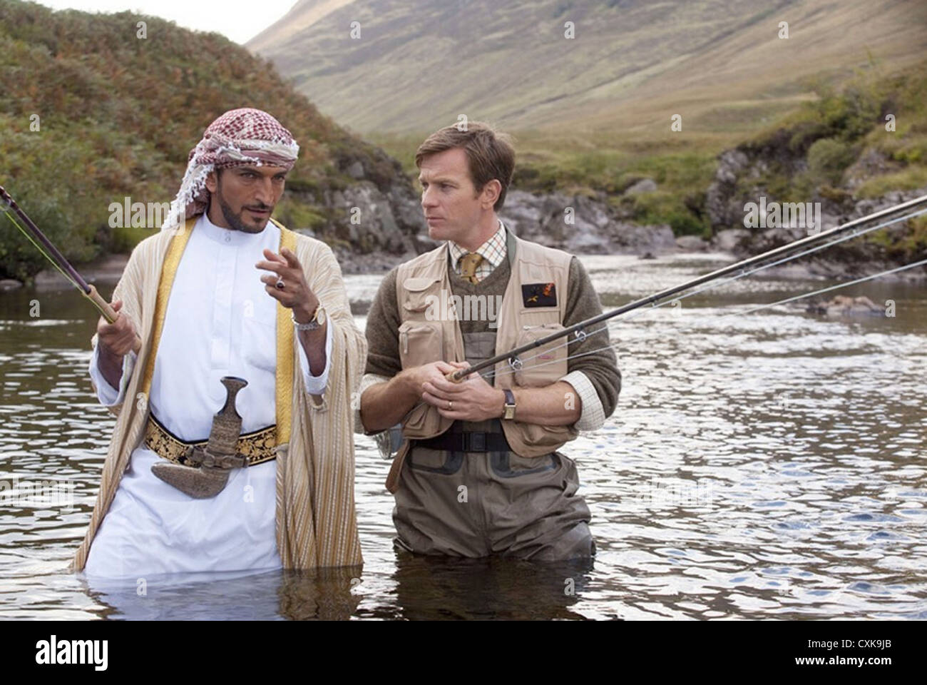 Lachs Angeln IN den Jemen 2012 UK Film Council, BBC Films, CBS Films Produktion mit Ewan McGregor auf der rechten Seite und Amr Waked Stockfoto