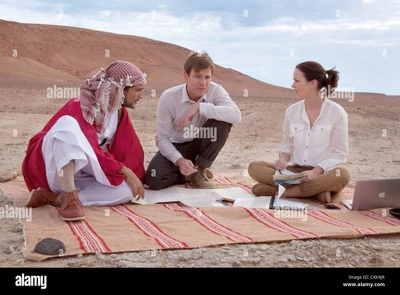Lachs Angeln IN den Jemen 2012 UK Film Council, BBC Films, CBS Films Film von links: Amr Waked, Ewan McGregor und Emily Blunt Stockfoto