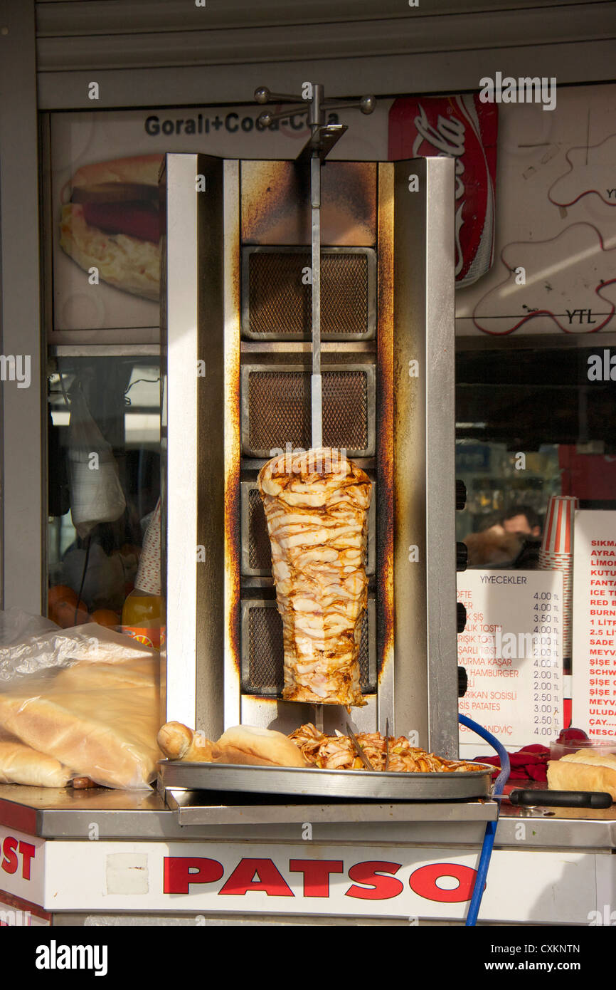 Donner Kebab verkauft Geschäft in Istanbul, Türkei Stockfoto