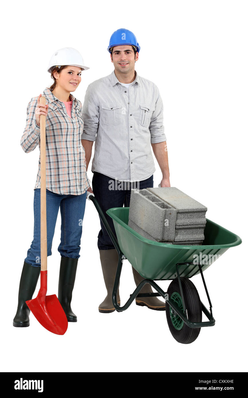 Junges Paar bereit für Bauarbeiten Stockfoto