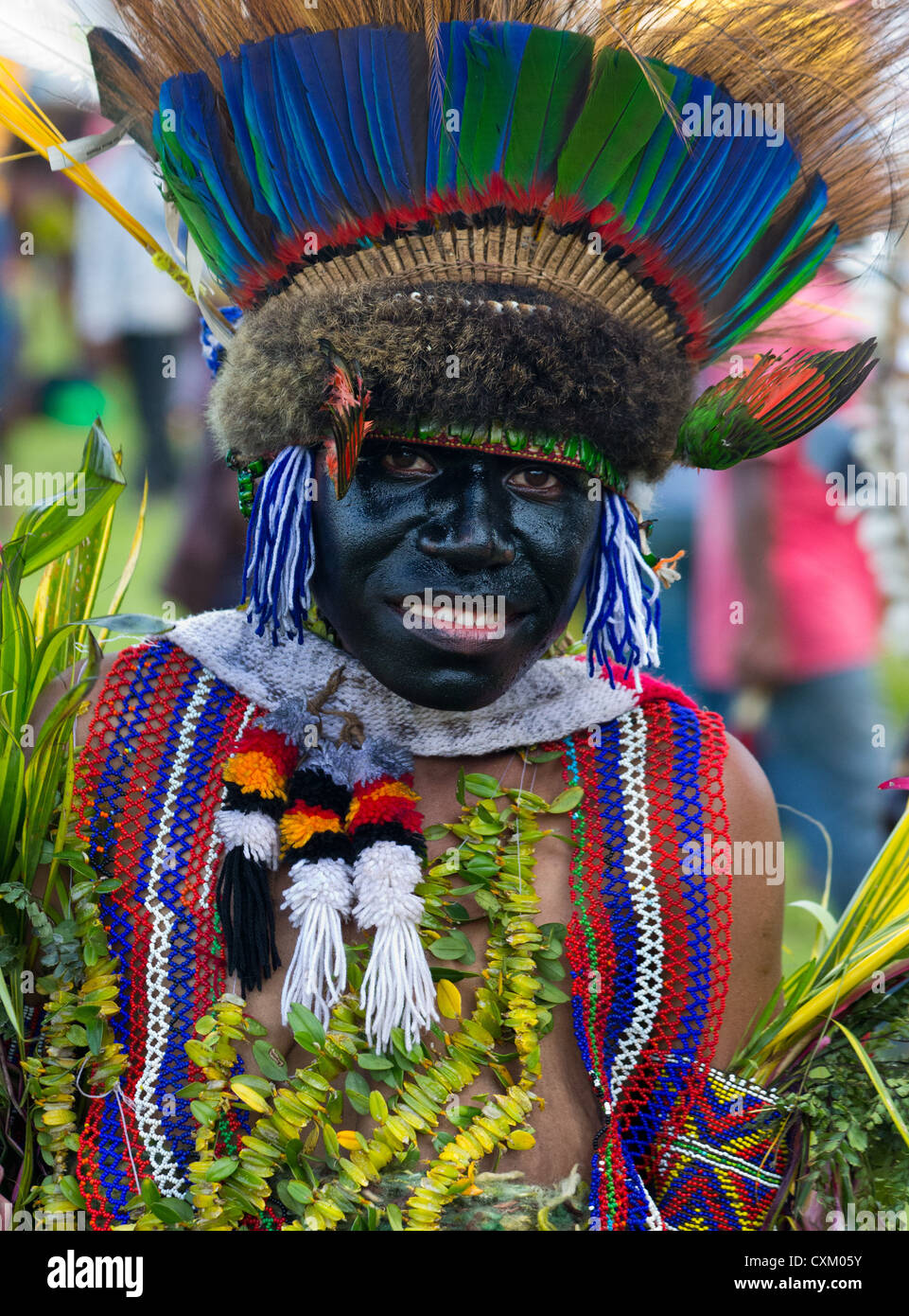 Frau gekleidet in traditionellen Stammes-Outfit für die Goroka Show, ein jährliches Festival in Papua New Guinea Highlands Stockfoto