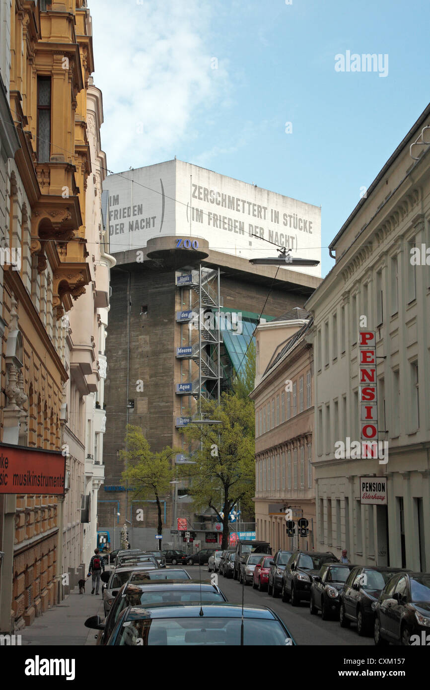 Das Haus des Meeres öffentliche Aquarium, einen ehemaligen deutschen Weltkrieg zwei Flak Flakturm im Esterhazypark, Wien, Österreich. Stockfoto