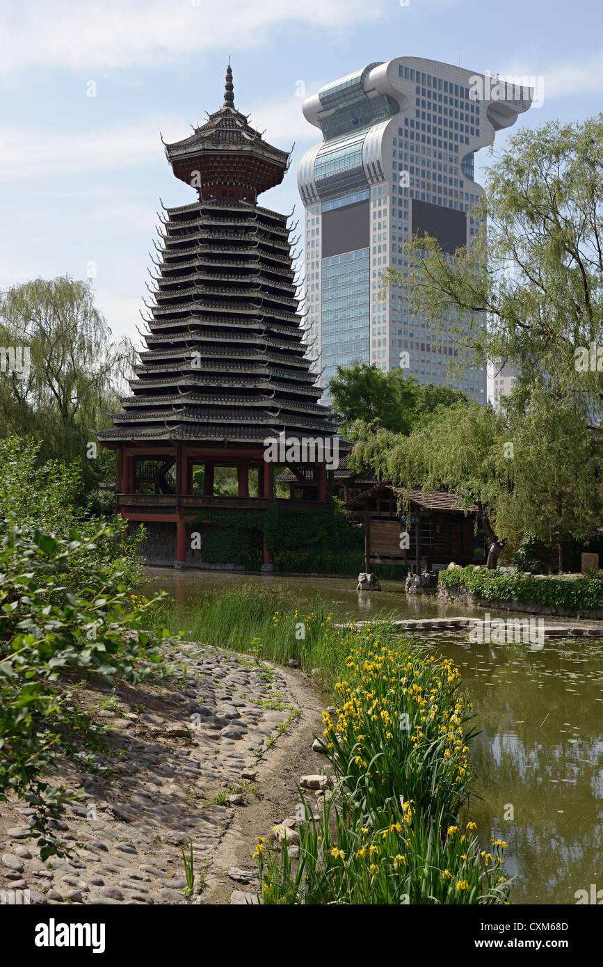 IBM Ethinic Minderheiten Park China Peking Gebäude Stockfoto