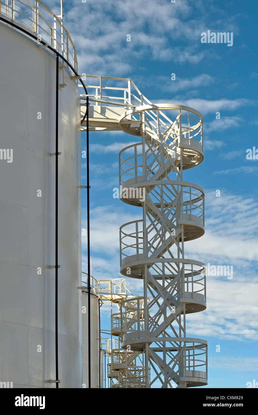 Lagerung, Öl, Tank, Gas, Industrie, Energie, Extrakt, Ausrüstung, macht, Bau, Extraktion, Prozess, Verarbeitung, raw, Pfingstmontag Stockfoto