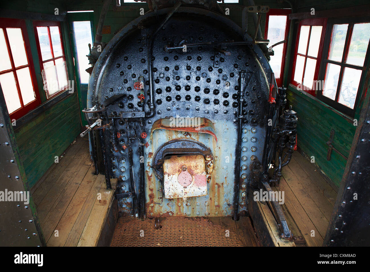 Alten Zug Motor Dampfkessel, der alt, abgenutzt und verrostet. Stockfoto