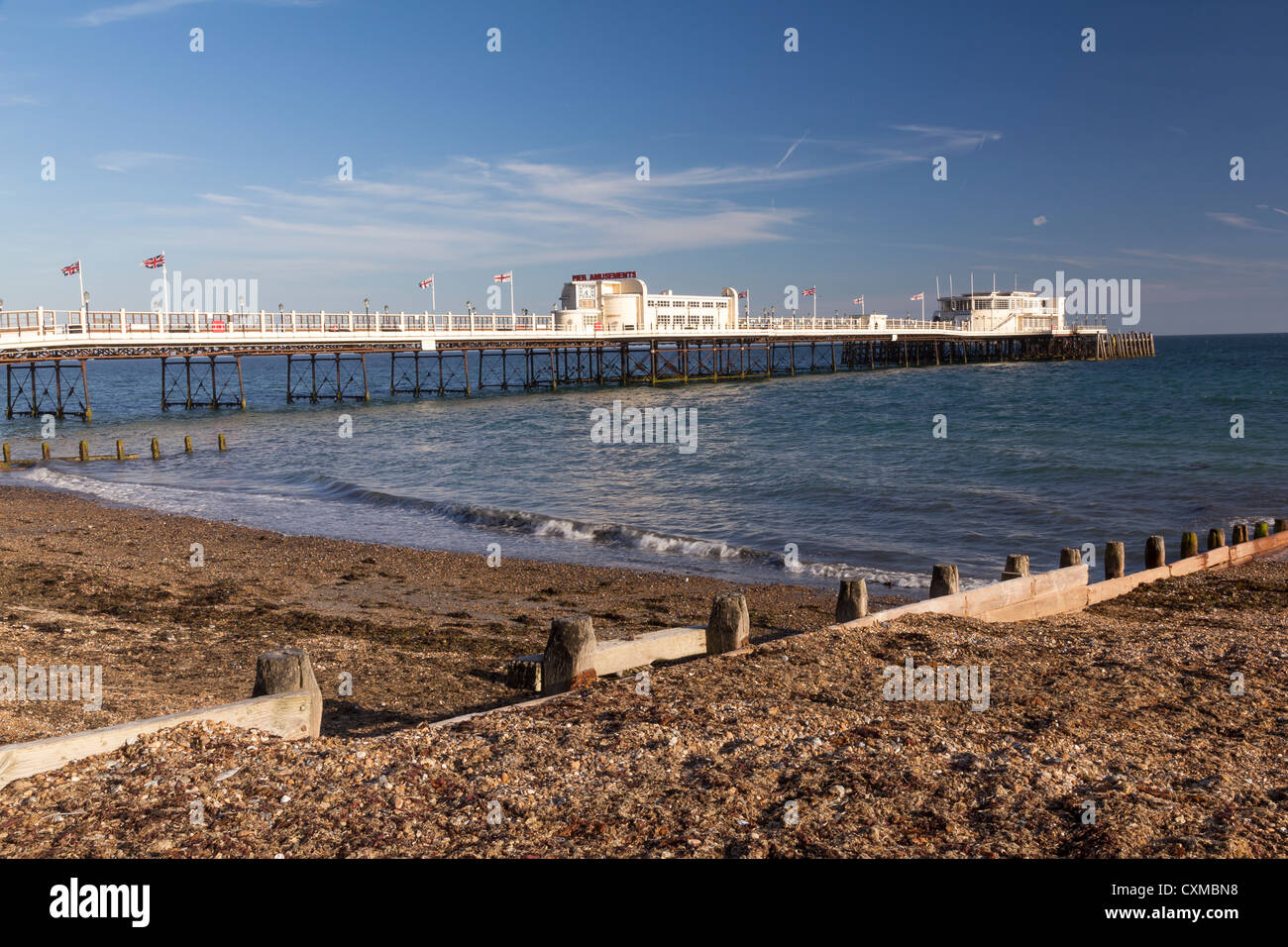 Der Strand und die Seebrücke in Worthing West Sussex England UK Stockfoto