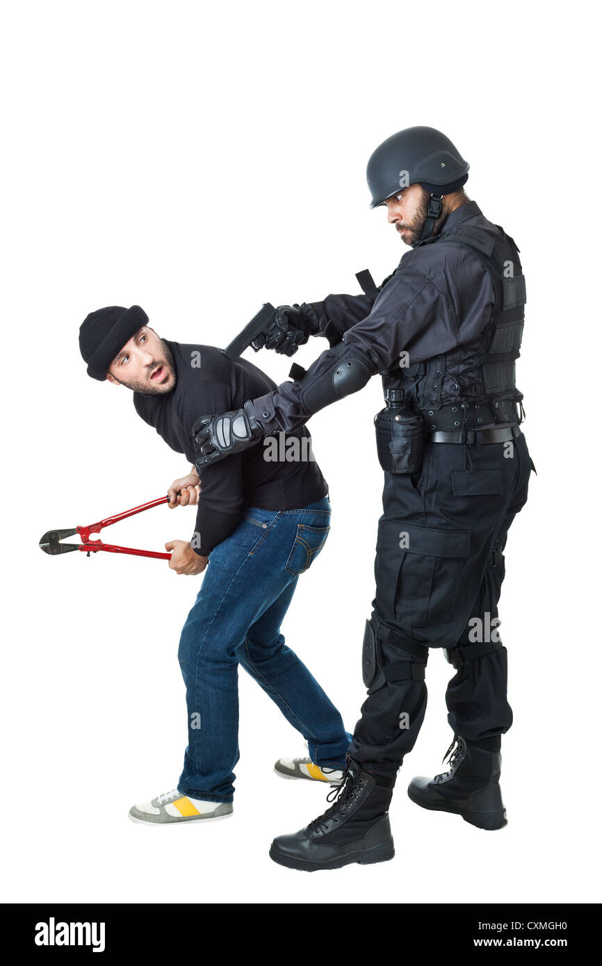 Angst vor Einbrecher durch ein Swat oder Polizeibeamter ...