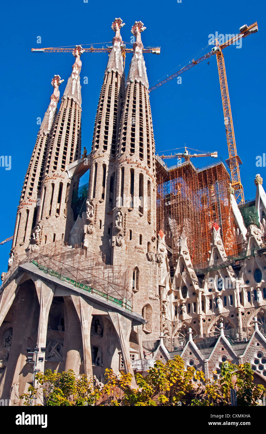 Antoni Gaudis unvollendete Templo Expiatorio De La Sagrada Familia (Expiatory Kirche der Heiligen Familie) im Bau Stockfoto