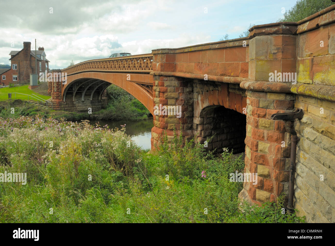 Buttington-Brücke, ein Grad II aufgeführten Gebäude in Trewern, Powys über den Fluss Severn Stockfoto
