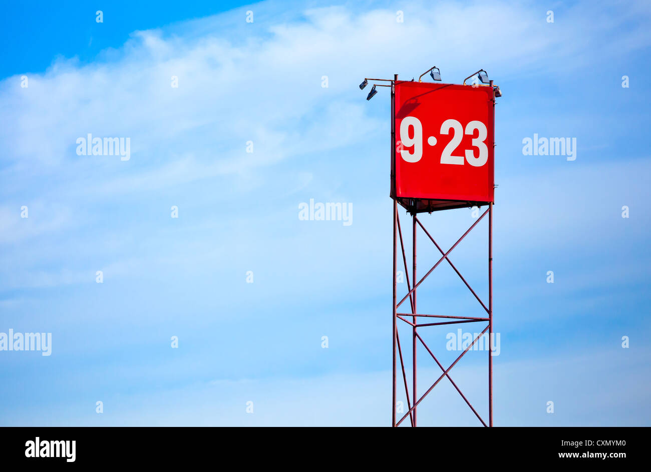 Rote Beschriftung mit 9-23 Arbeitszeit drauf Stockfoto