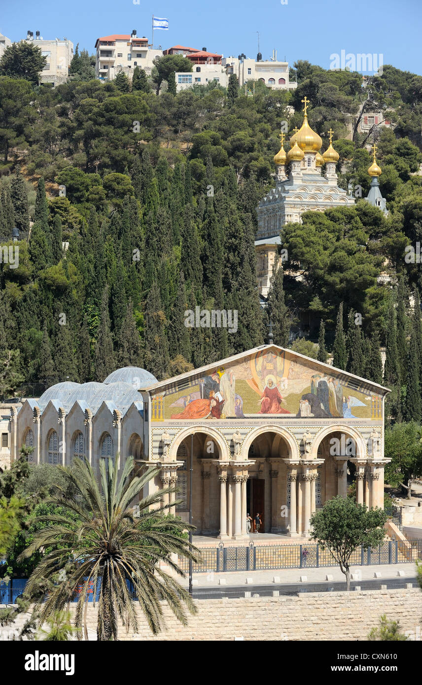 Ölberg, Church of All Nations und Church of Mary Magdalene, Blick von den Mauern von Jerusalem. Stockfoto